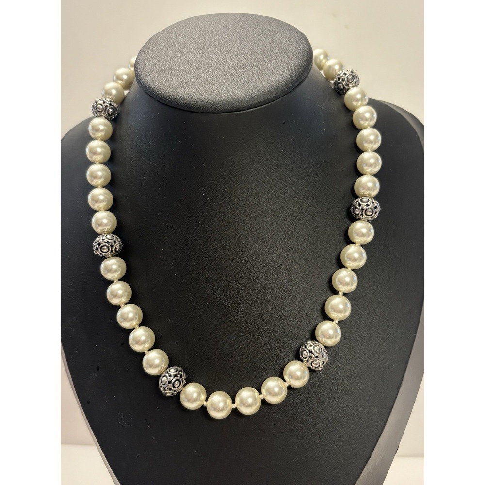 Necklace Faux Pearl w/Silver Tone Filigree Hostess Special 18" Signed Cookie Lee